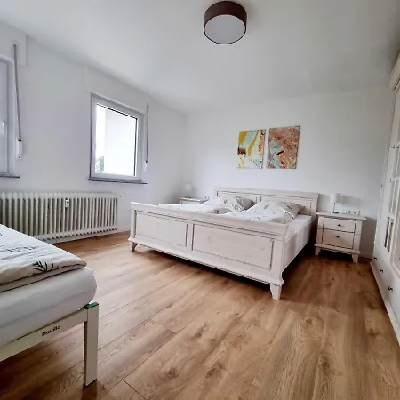 Haus No. 48 * فريزينهايم